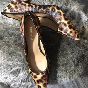 Nine West leopard heel shoes size 8